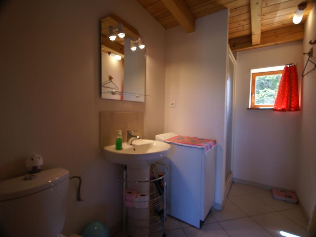 Cosy Holiday Home With Garden In Walscheid Buitenkant foto