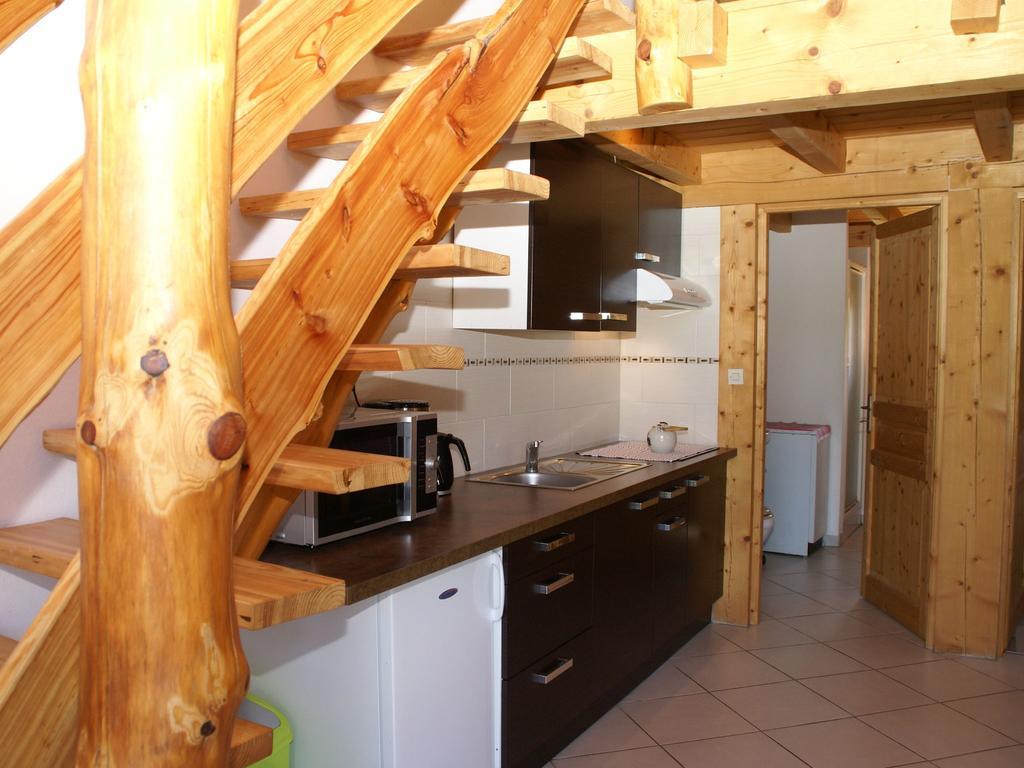 Cosy Holiday Home With Garden In Walscheid Buitenkant foto